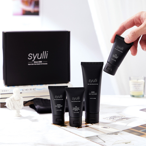 Sistema de cuidado de la piel para hombres Syulli (juego de 4 piezas): limpia, exfolia, hidrata durante el día y repara durante la noche.